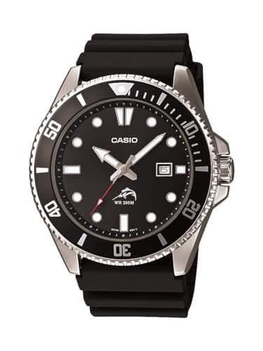 Best Quartz Dive Watch
